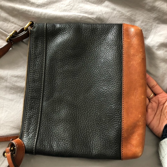Fossil leather crossbody - Picture 6 of 8